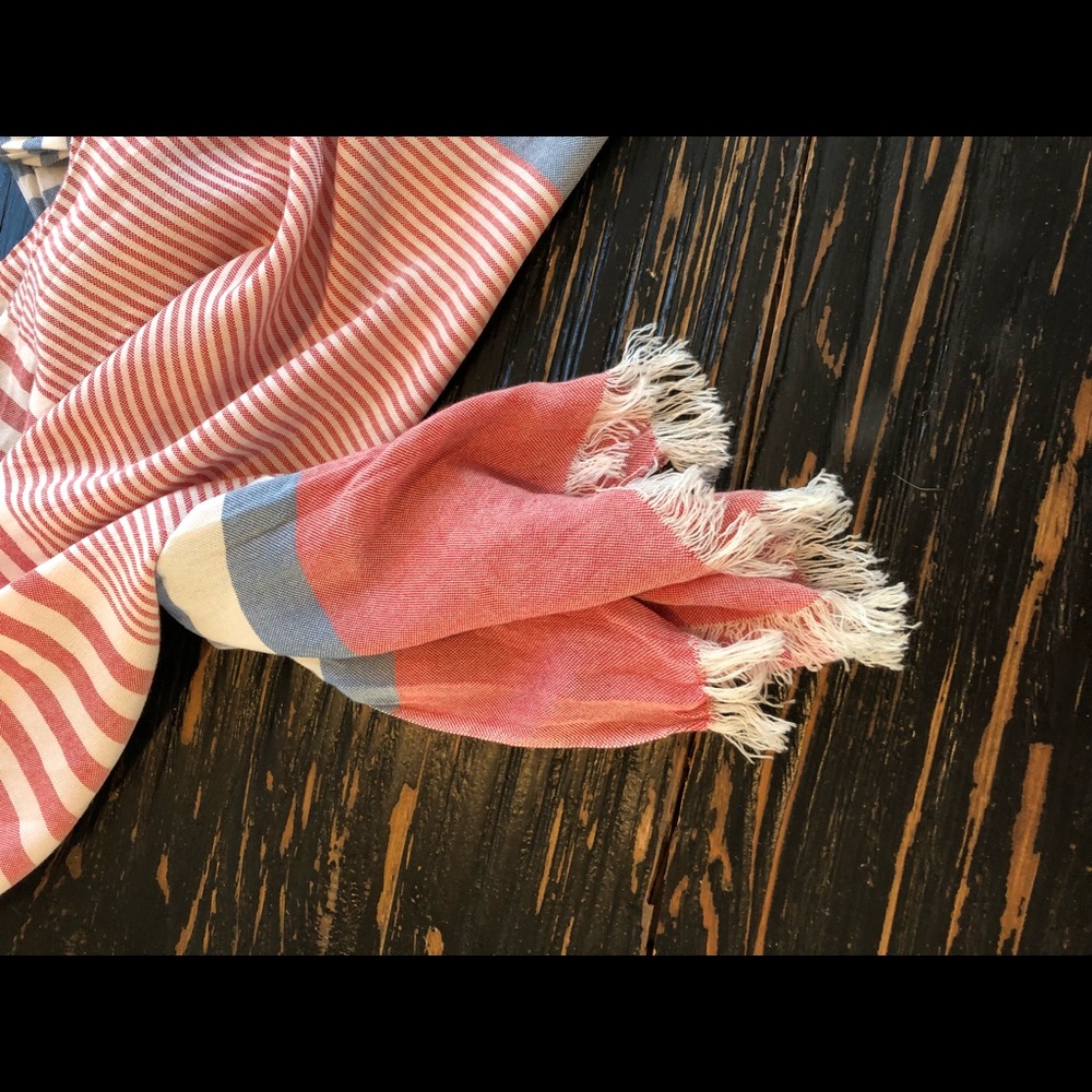 Scarf - Picture 2 of 5